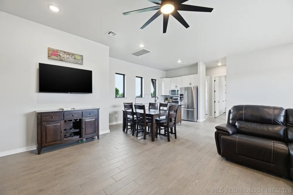 16924 S 31st East Avenue Mounds, OK 74047
