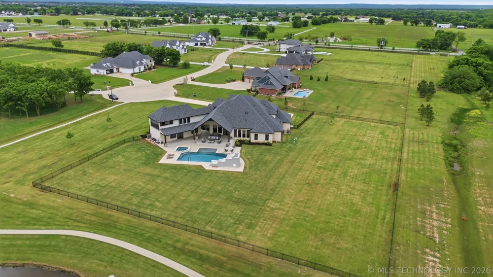 16924 S 31st East Avenue Mounds, OK 74047
