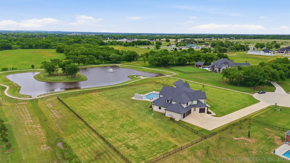 16924 S 31st East Avenue Mounds, OK 74047