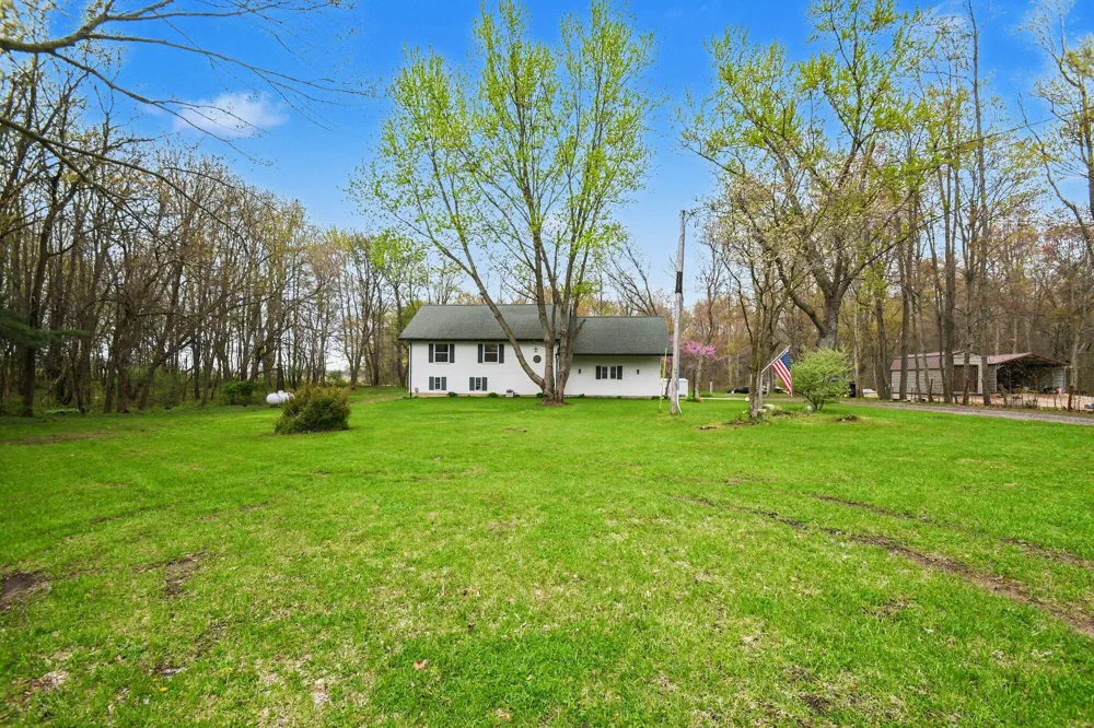 29542 Priest Street Dowagiac, MI 49047