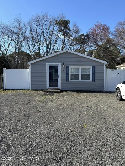 42 Central Avenue Avenue