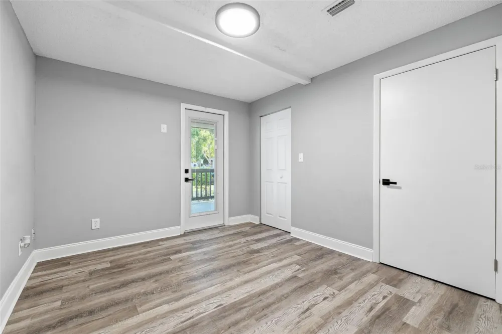 7198 121ST WAY Seminole, FL 33772