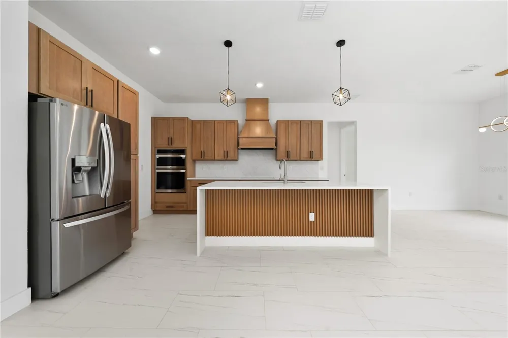18561 SABAL STREET Orlando, FL 32833