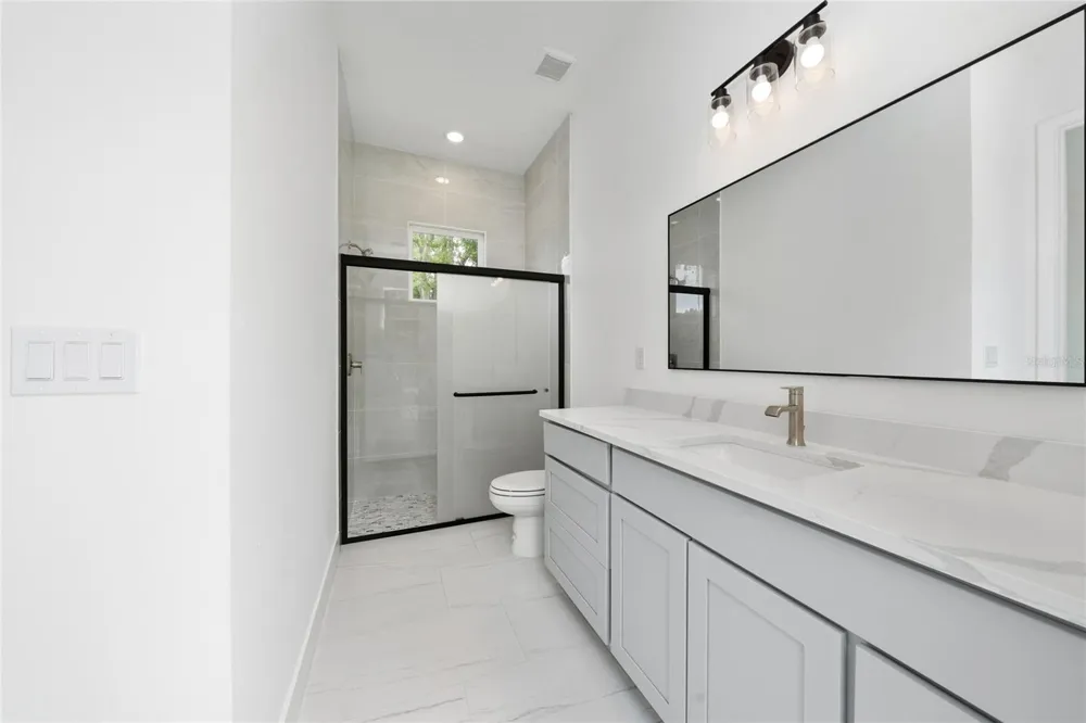 18561 SABAL STREET Orlando, FL 32833