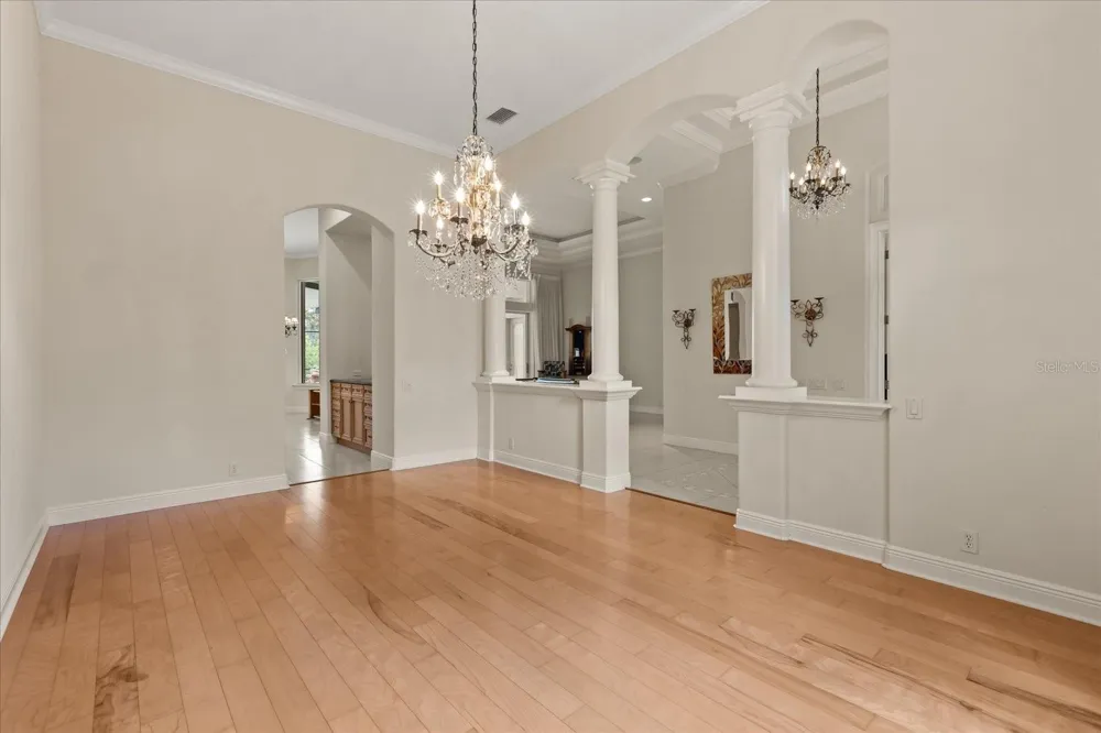 420 VALLEY STREAM DRIVE Geneva, FL 32732