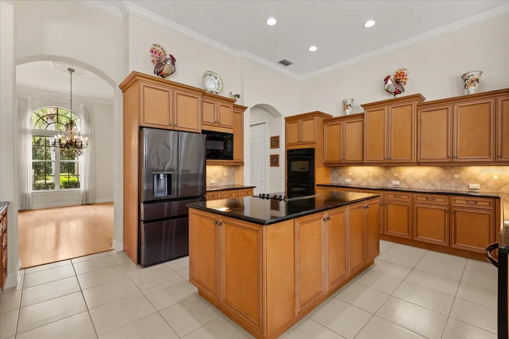 420 VALLEY STREAM DRIVE Geneva, FL 32732