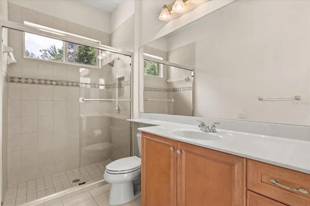420 VALLEY STREAM DRIVE Geneva, FL 32732