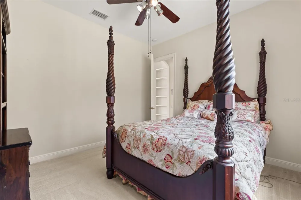 420 VALLEY STREAM DRIVE Geneva, FL 32732