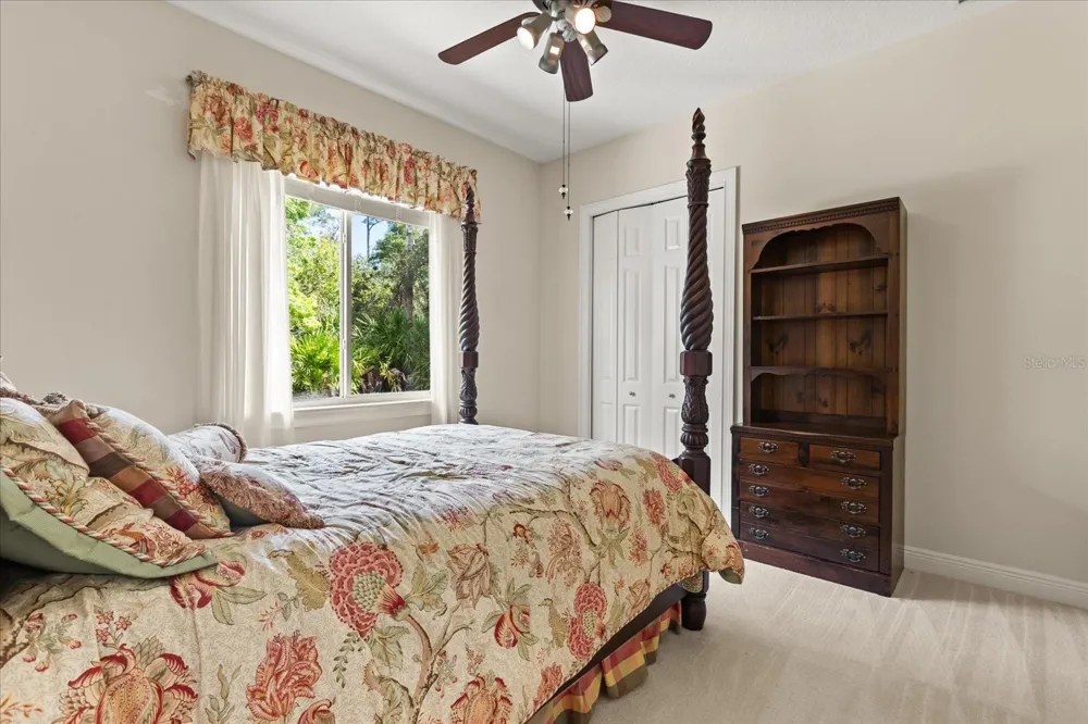 420 VALLEY STREAM DRIVE Geneva, FL 32732