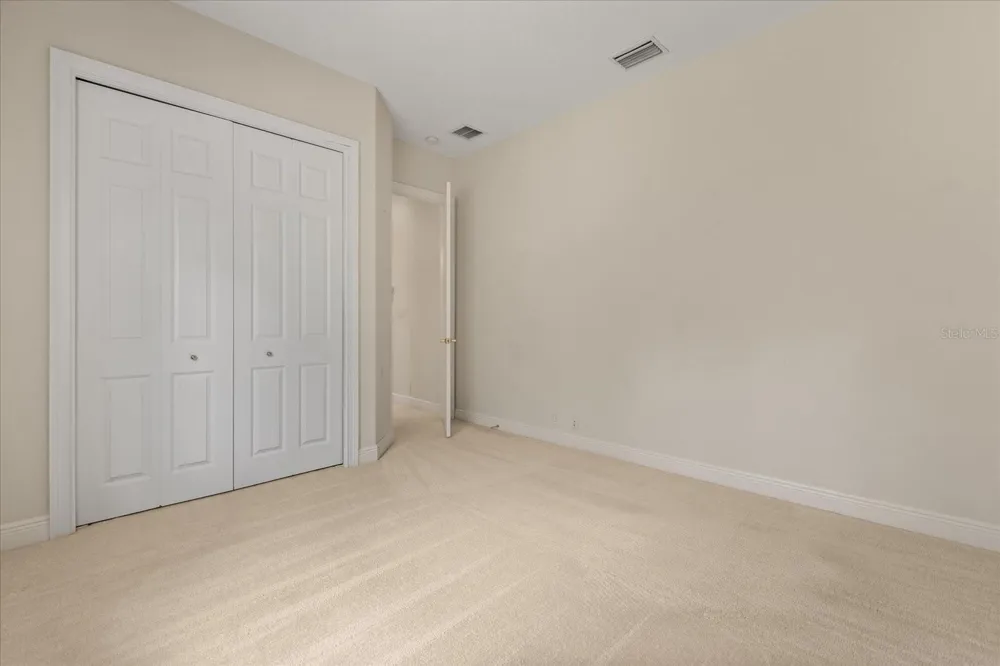 420 VALLEY STREAM DRIVE Geneva, FL 32732