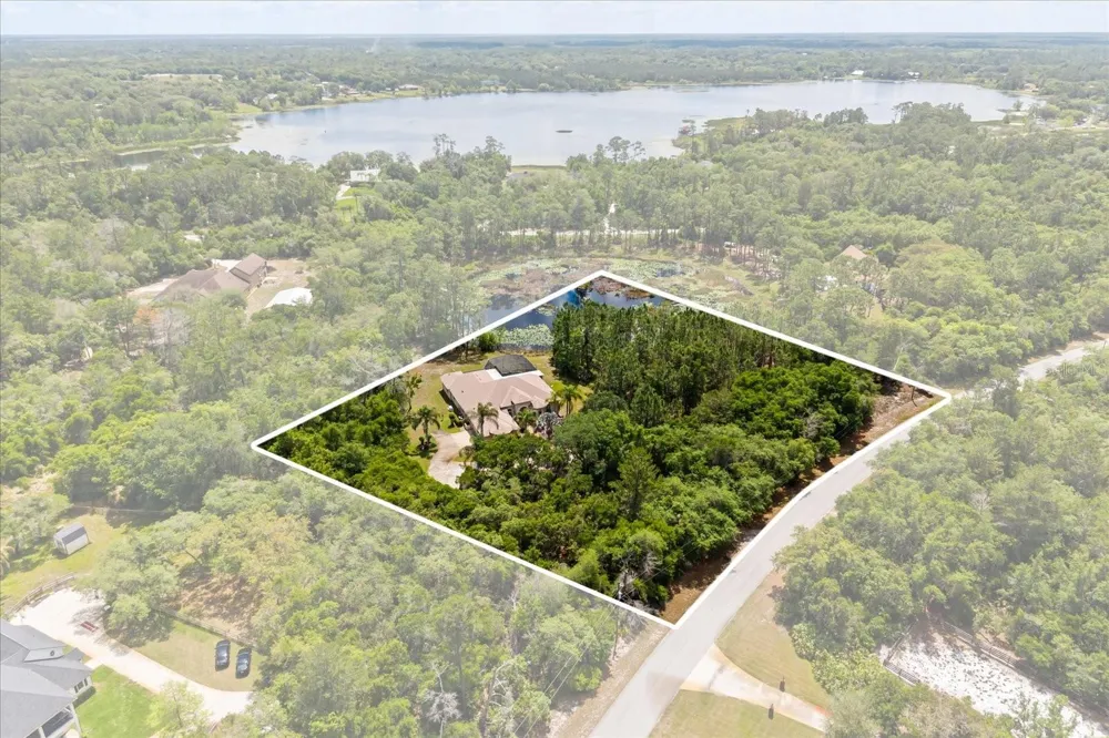 420 VALLEY STREAM DRIVE Geneva, FL 32732