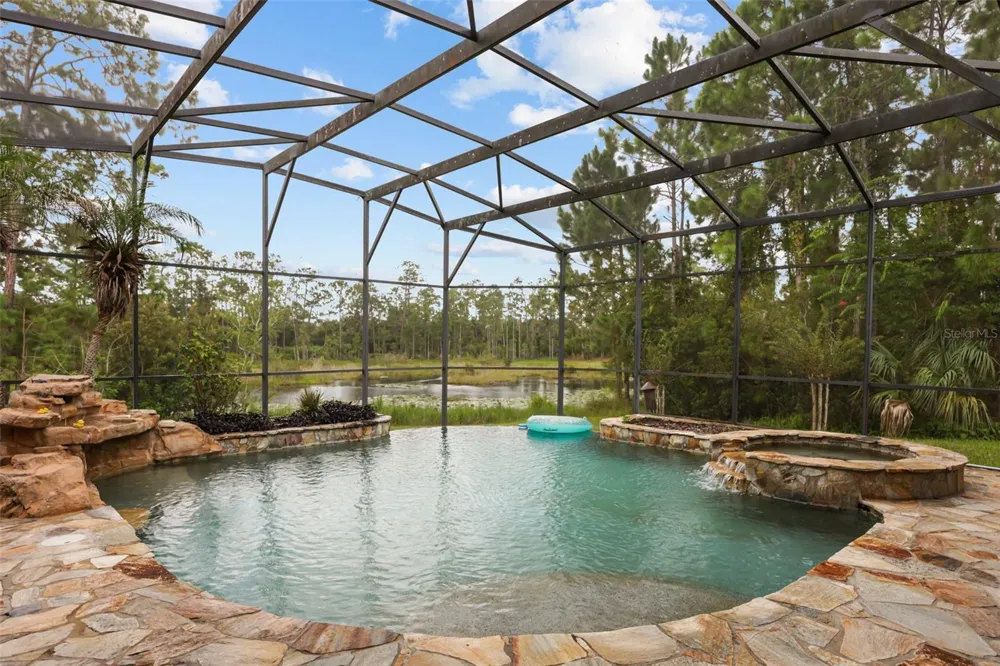420 VALLEY STREAM DRIVE Geneva, FL 32732