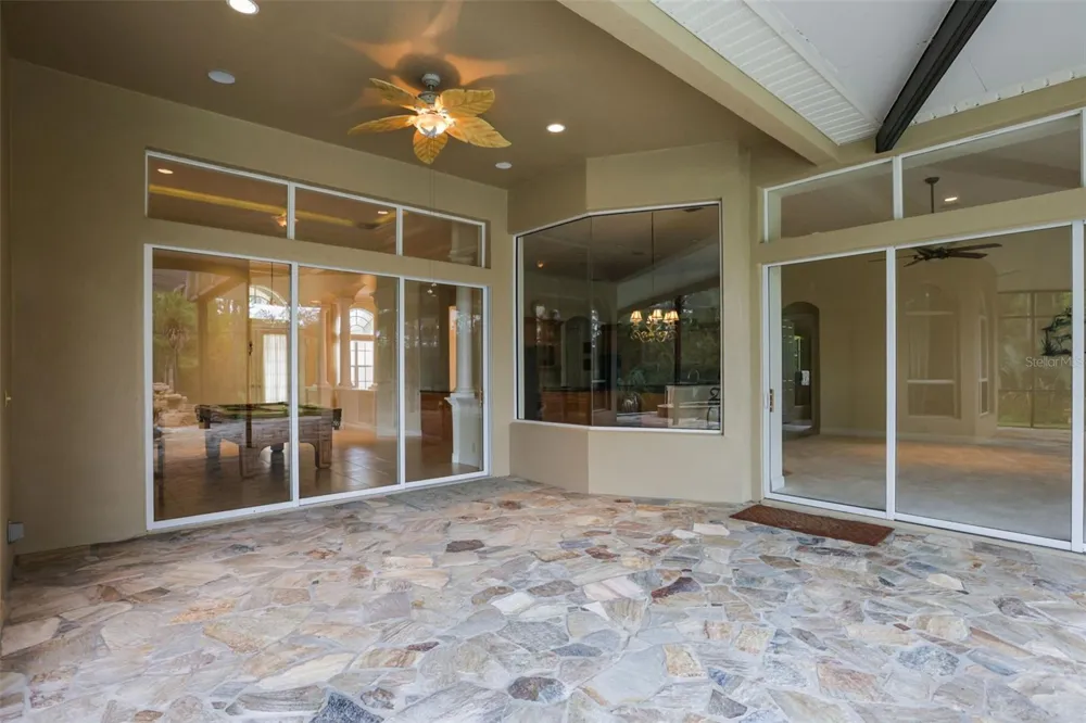 420 VALLEY STREAM DRIVE Geneva, FL 32732
