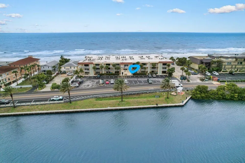 50 GULF BOULEVARD #206 Indian Rocks Beach, FL 33785
