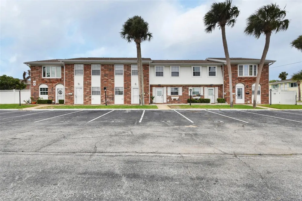 2200 S PALMETTO AVENUE #A040 Daytona Beach, FL 32119