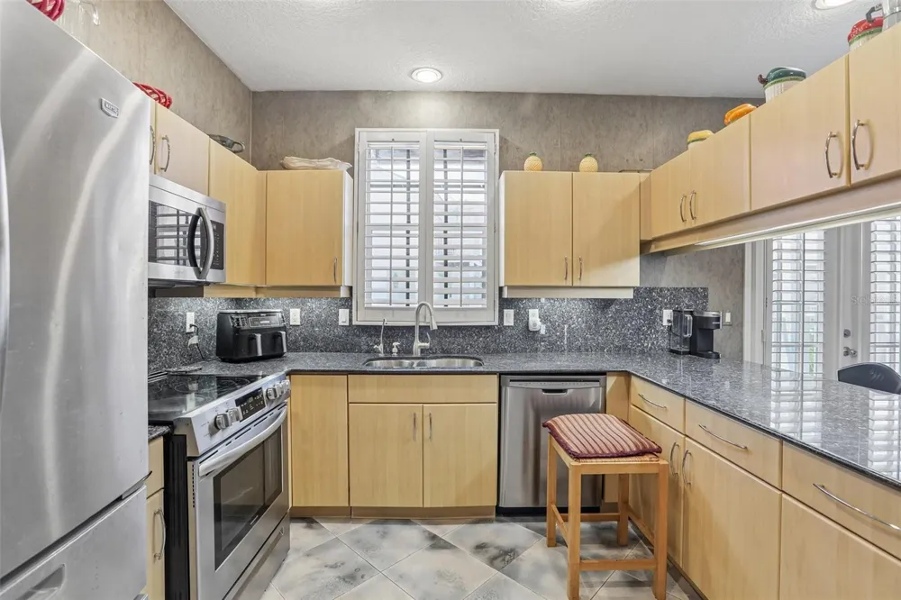 113 YACHT CLUB CIRCLE North Redington Beach, FL 33708