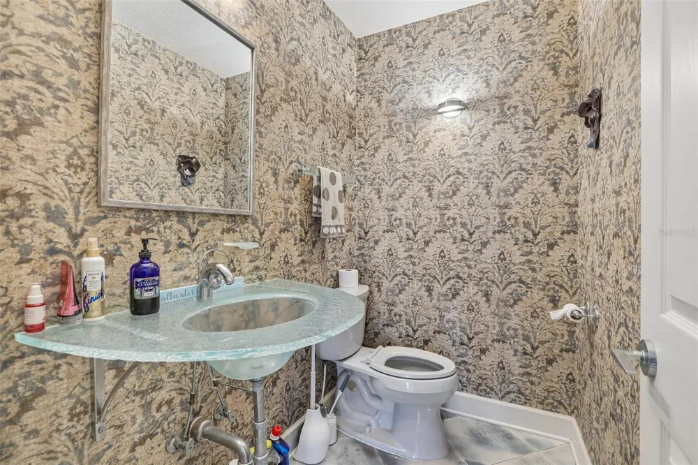 113 YACHT CLUB CIRCLE North Redington Beach, FL 33708