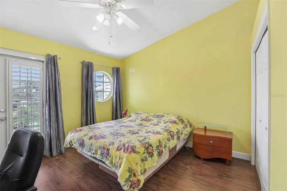 113 YACHT CLUB CIRCLE North Redington Beach, FL 33708