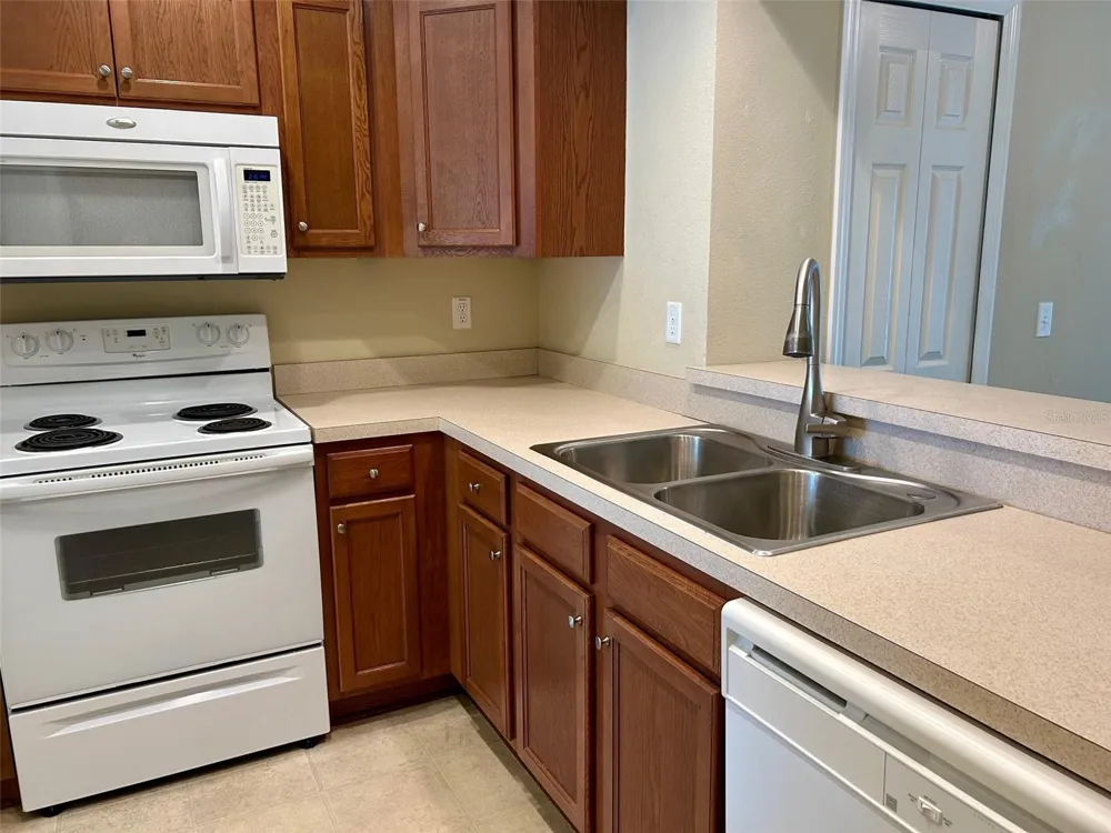 2078 SUN DOWN DRIVE Clearwater, FL 33763