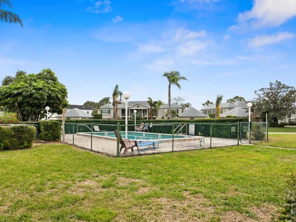 8303 BARDMOOR BOULEVARD #105 Seminole, FL 33777