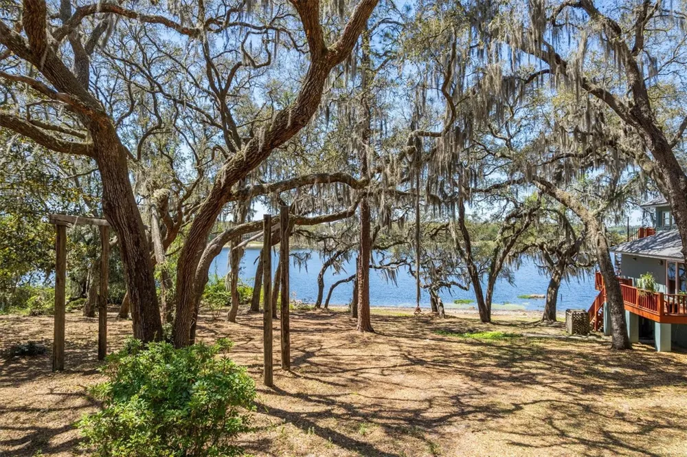 111 KIRBY TRAIL Melrose, FL 32666