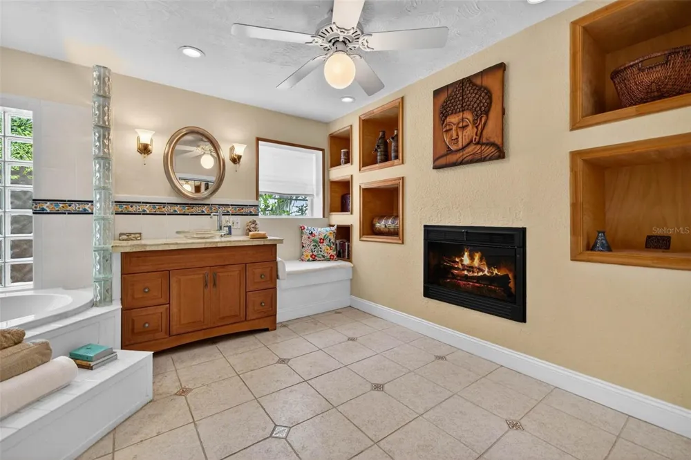 342 2ND AVENUE Tierra Verde, FL 33715