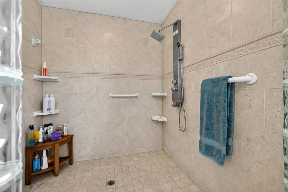 342 2ND AVENUE Tierra Verde, FL 33715