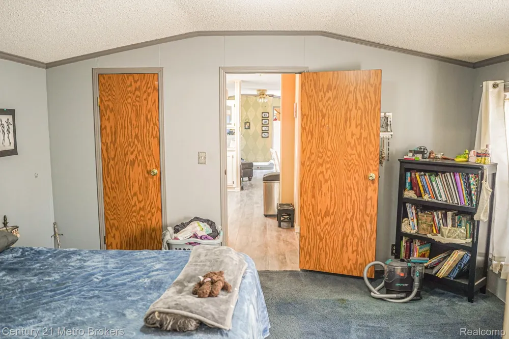 831 Pontiac Trail #37 Walled Lake City, MI 48390