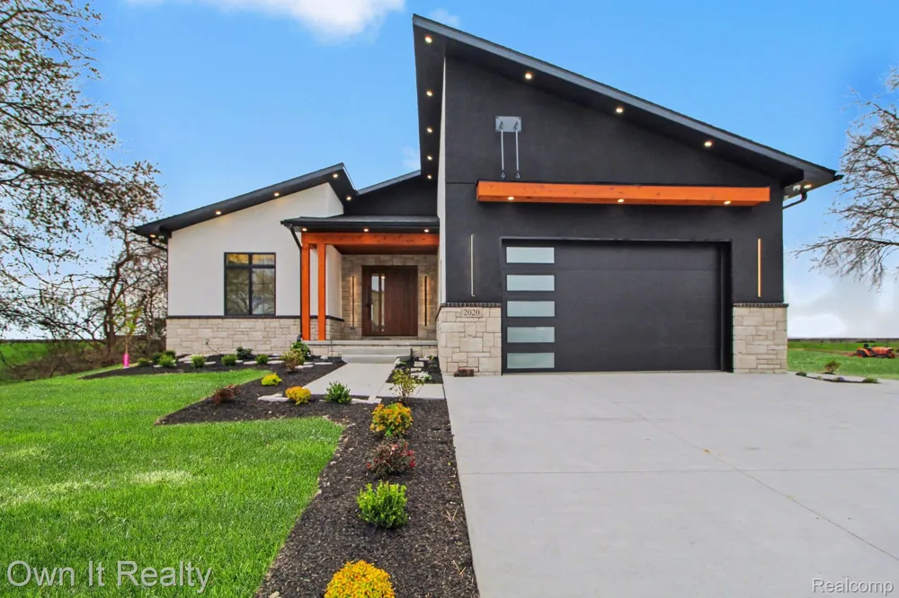 2020 Edgewater Street Frenchtown Township, MI 48162