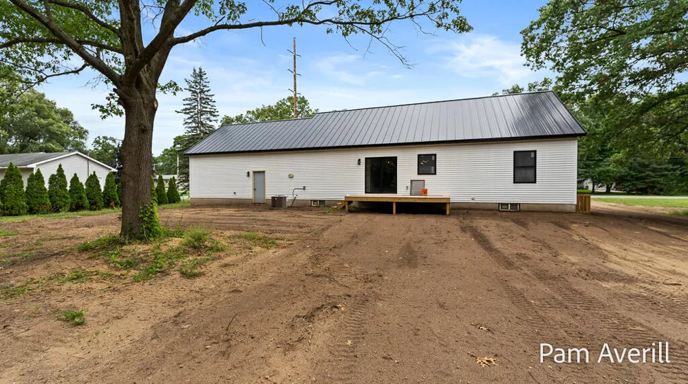 2336 Macarthur Road Muskegon Charter Township, MI 49442