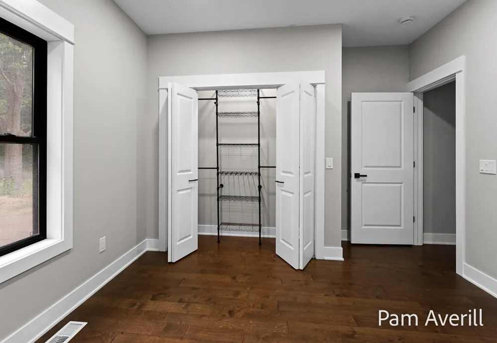 2336 Macarthur Road Muskegon Charter Township, MI 49442