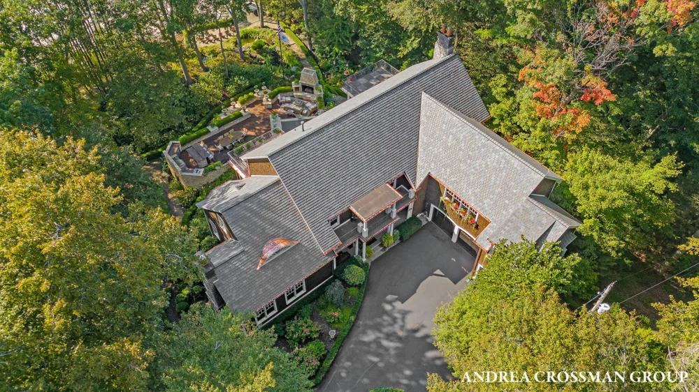 4076 Fiddlers Way Laketown Township, MI 49423
