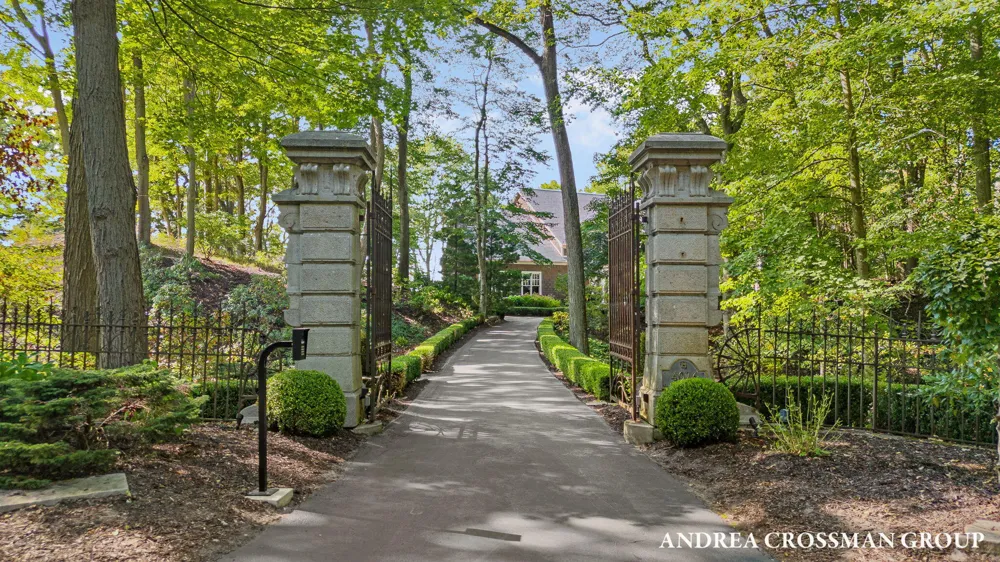 4076 Fiddlers Way Laketown Township, MI 49423