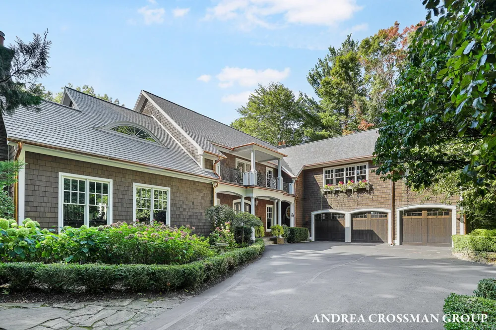 4076 Fiddlers Way Laketown Township, MI 49423
