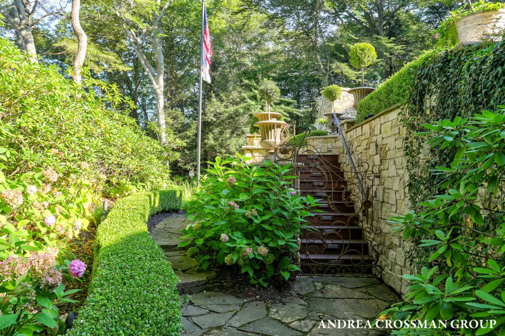 4076 Fiddlers Way Laketown Township, MI 49423