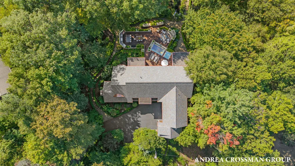 4076 Fiddlers Way Laketown Township, MI 49423