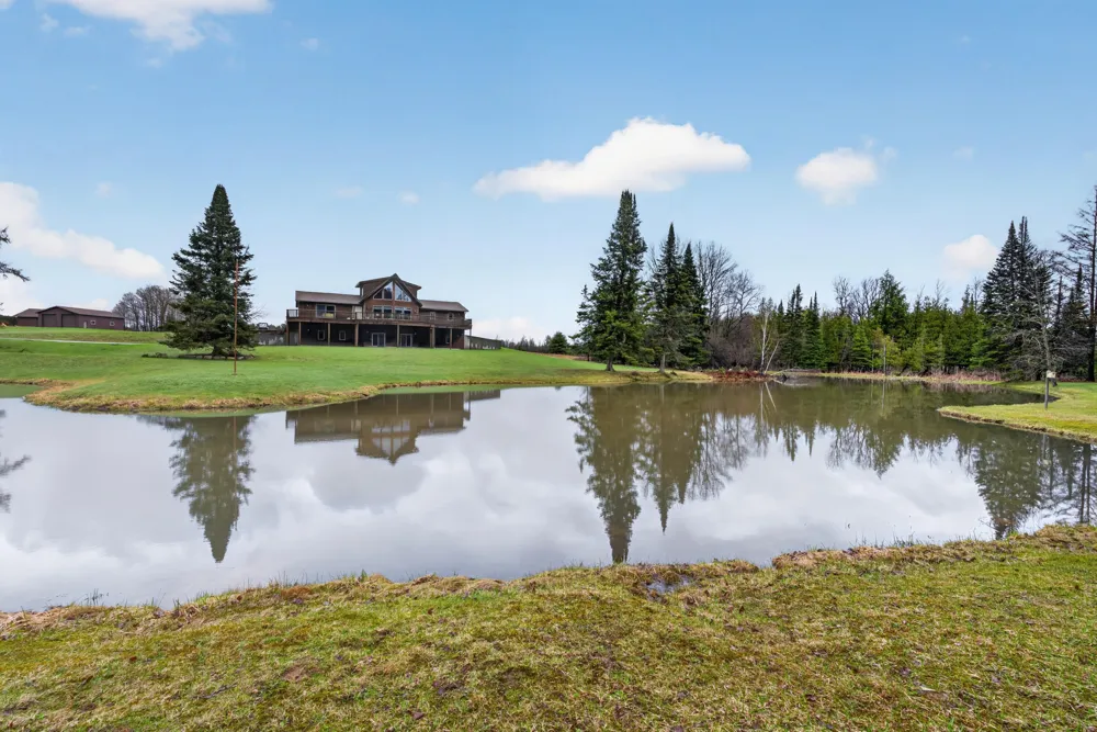 20200 Hibma Road Burdell Township, MI 49688