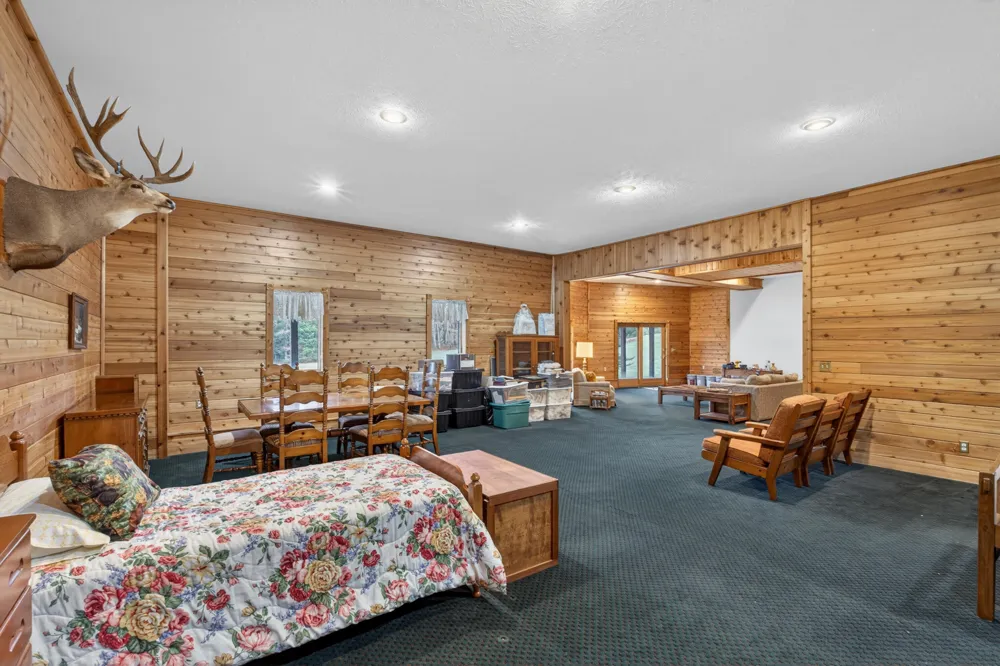 20200 Hibma Road Burdell Township, MI 49688