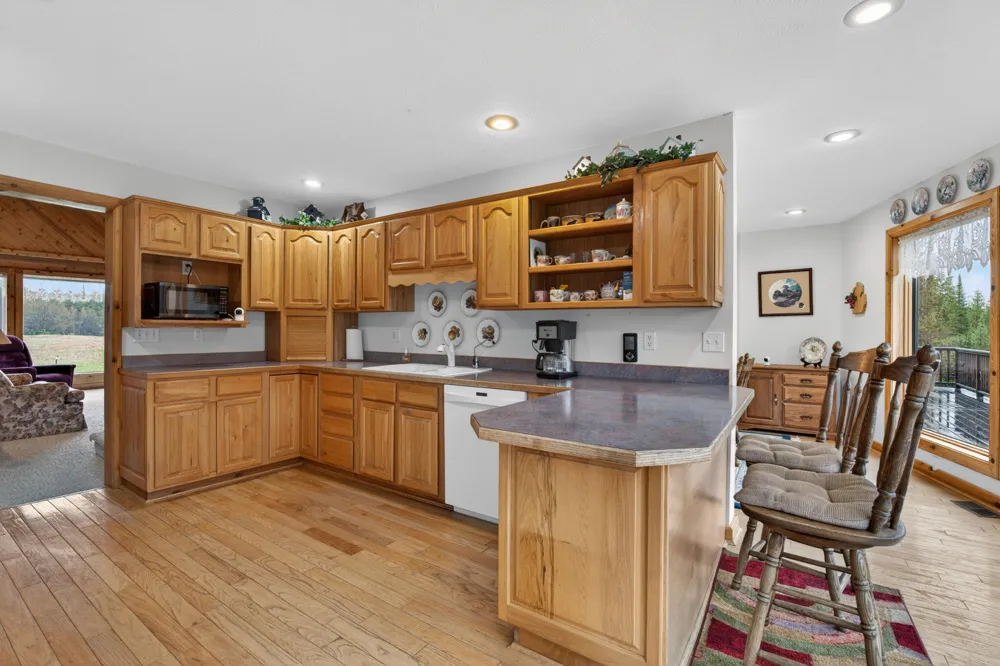 20200 Hibma Road Burdell Township, MI 49688