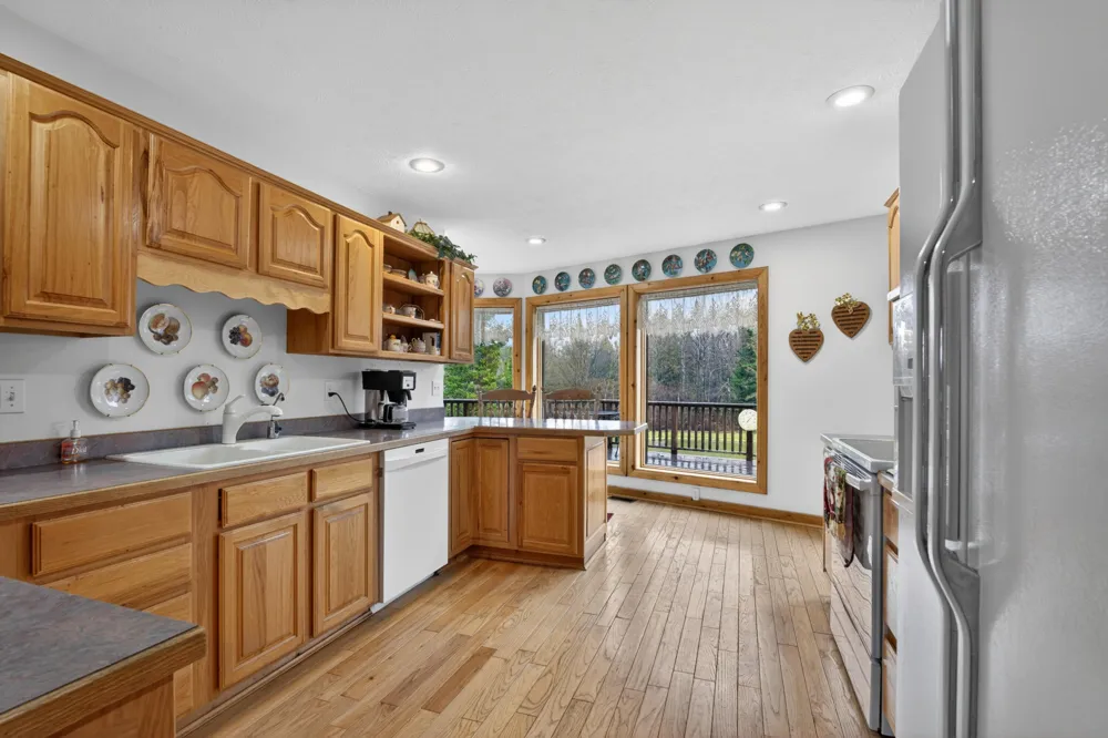 20200 Hibma Road Burdell Township, MI 49688