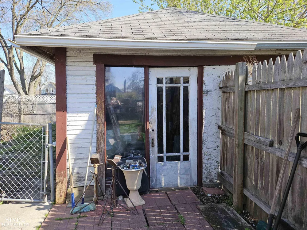 1211 Minnie Street Port Huron City, MI 48060