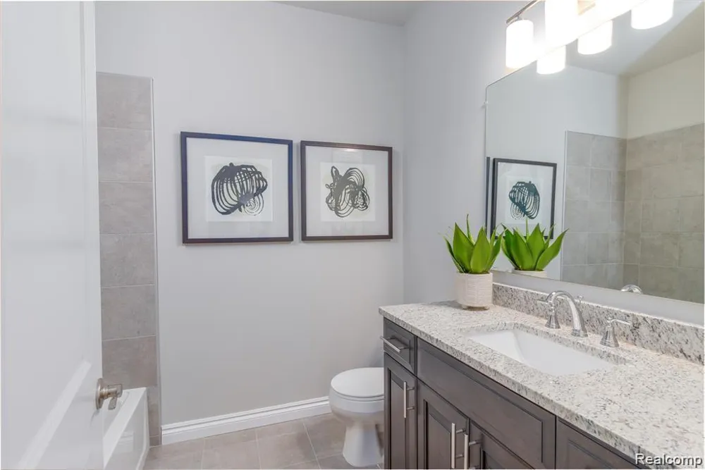 1496 Turner Drive #1 Commerce Charter Township, MI 48390