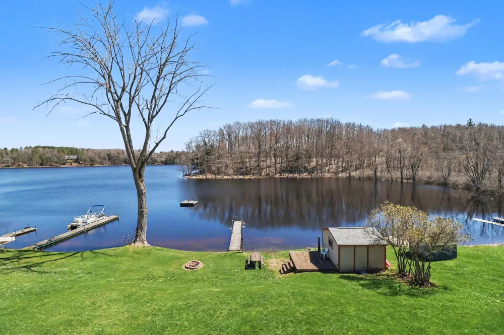 4664 S Eden Lake Road Eden Township, MI 49405