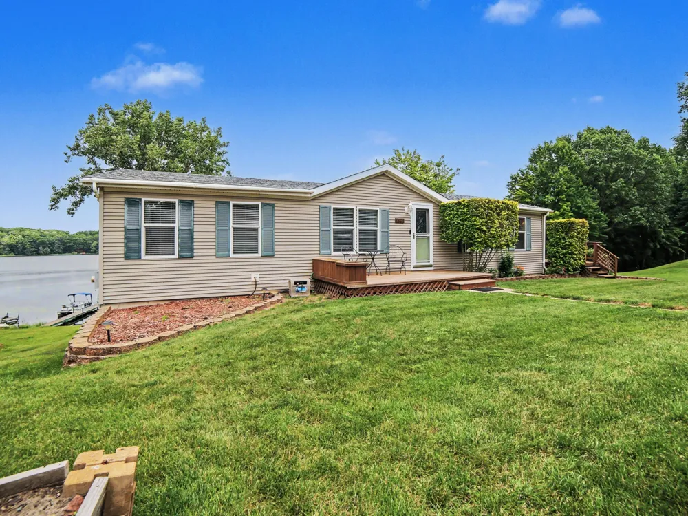 4664 S Eden Lake Road Eden Township, MI 49405