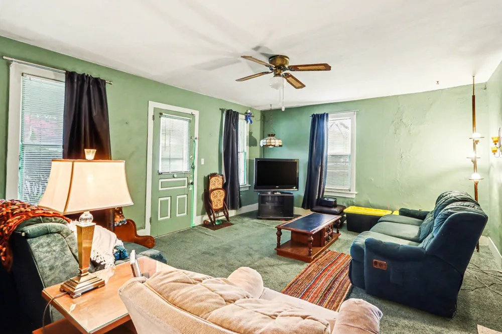 3011 Riverview Drive Kalamazoo Charter Township, MI 49004