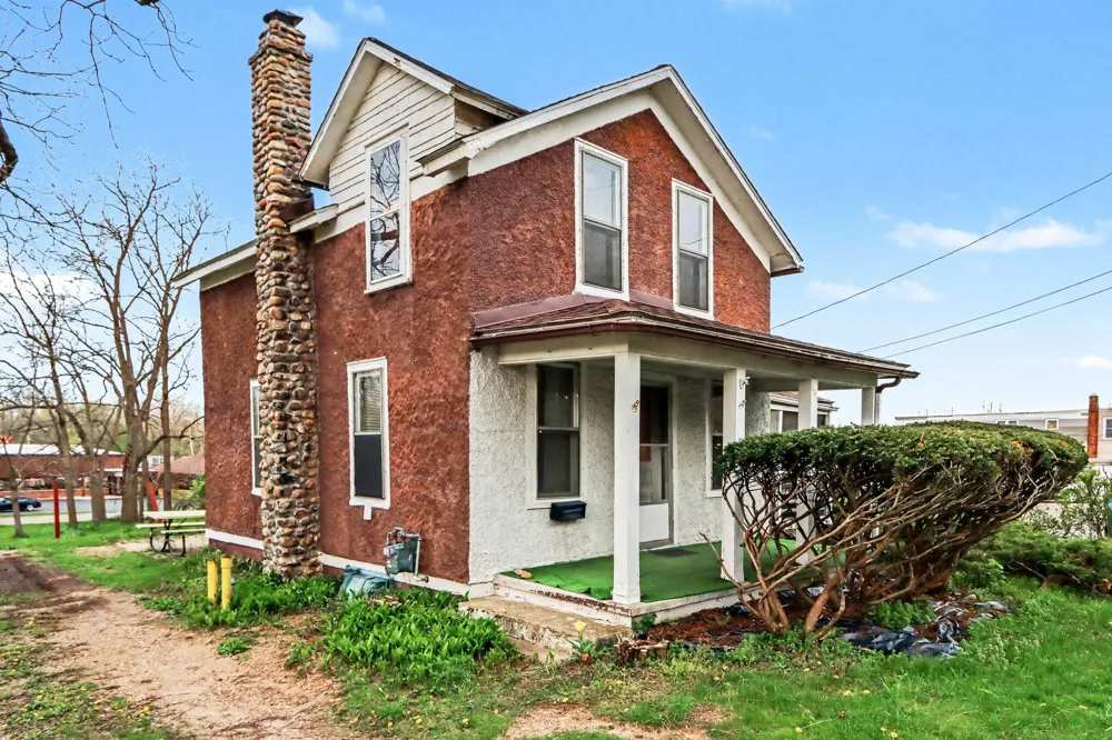 3011 Riverview Drive Kalamazoo Charter Township, MI 49004