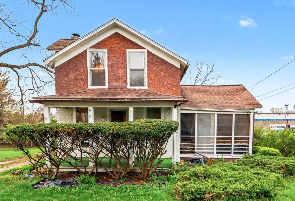 3011 Riverview Drive Kalamazoo Charter Township, MI 49004