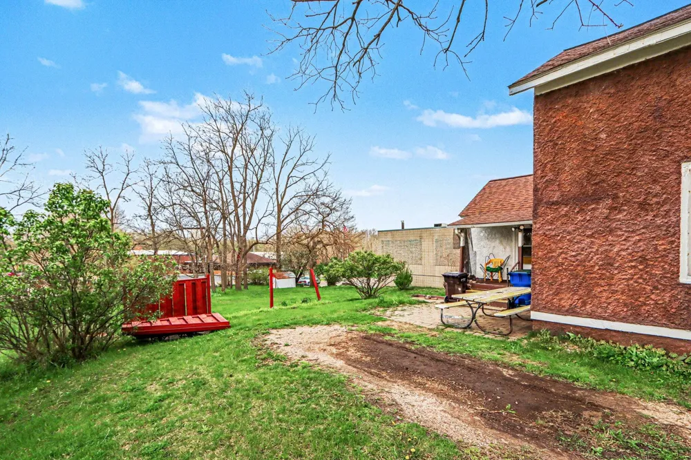 3011 Riverview Drive Kalamazoo Charter Township, MI 49004