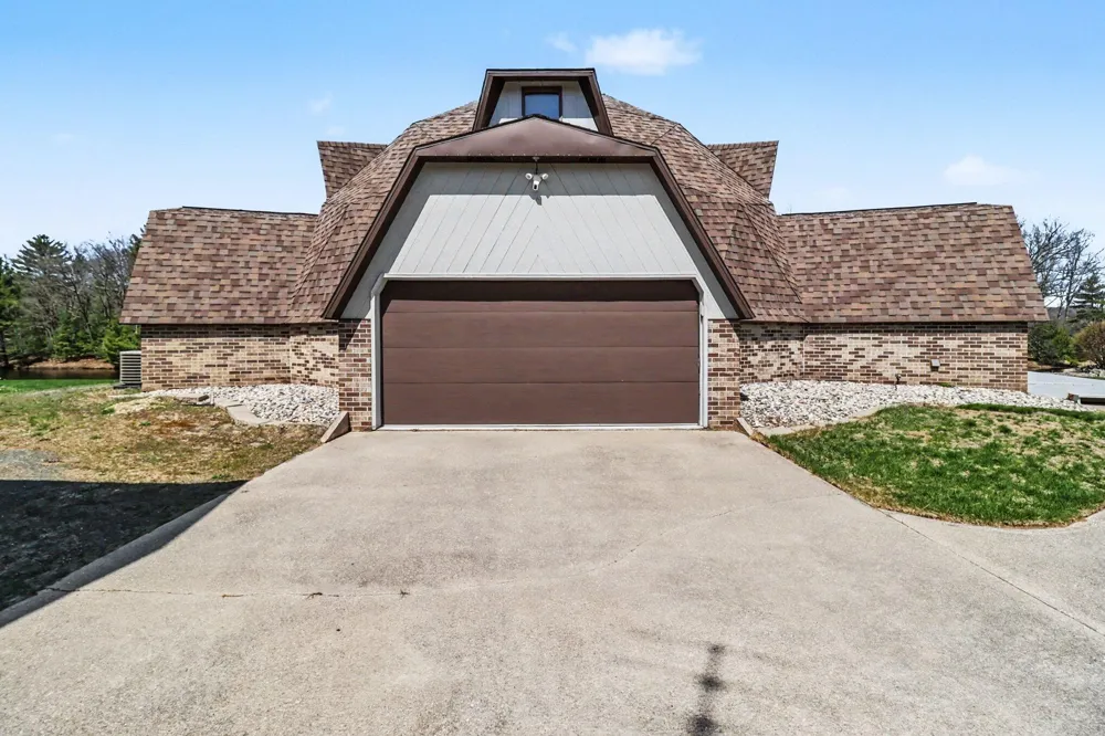 8284 W Lake Holiday Drive Golden Township, MI 49436