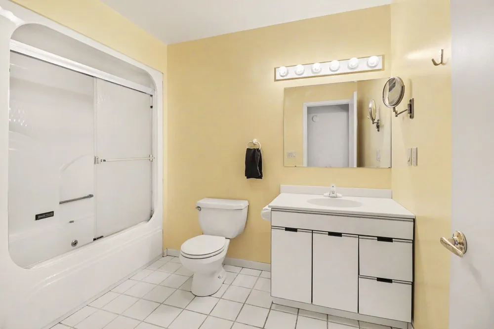 8284 W Lake Holiday Drive Golden Township, MI 49436